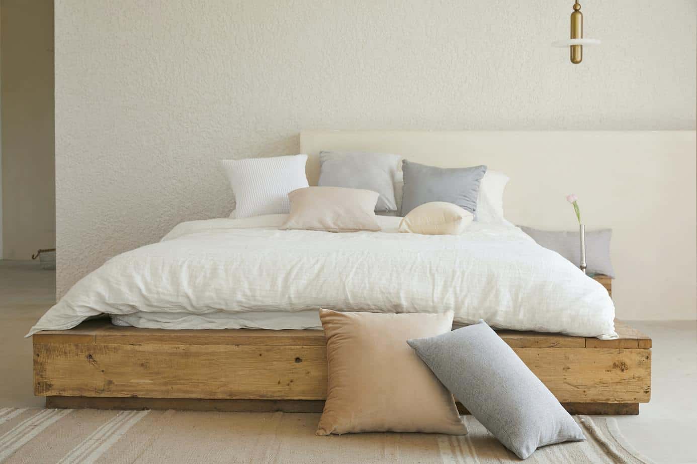 Poduszki w sypialni – jak układać i dobierać?